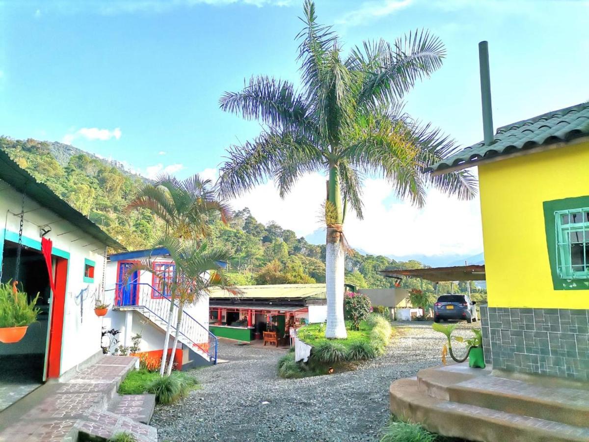 Finca turistica Santa Clara Albergue Calarcá Exterior foto