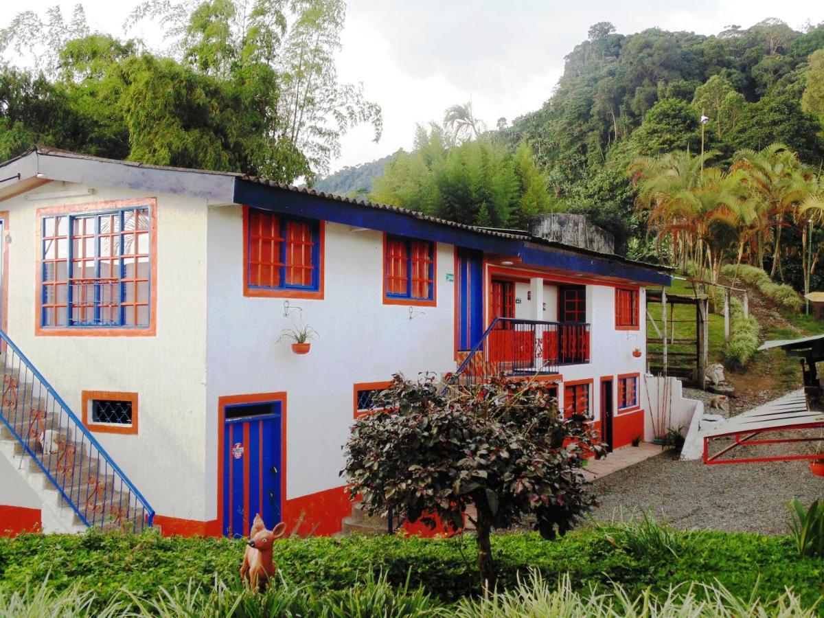 Finca turistica Santa Clara Albergue Calarcá Exterior foto