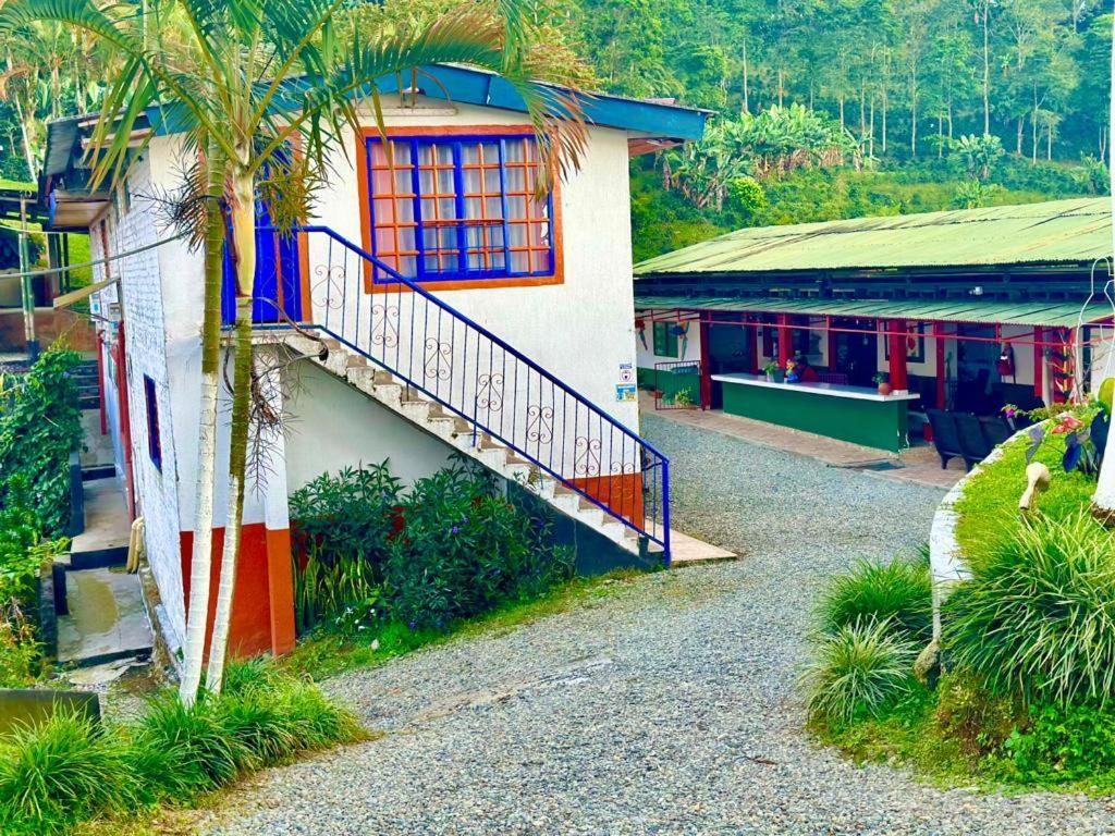 Finca turistica Santa Clara Albergue Calarcá Exterior foto