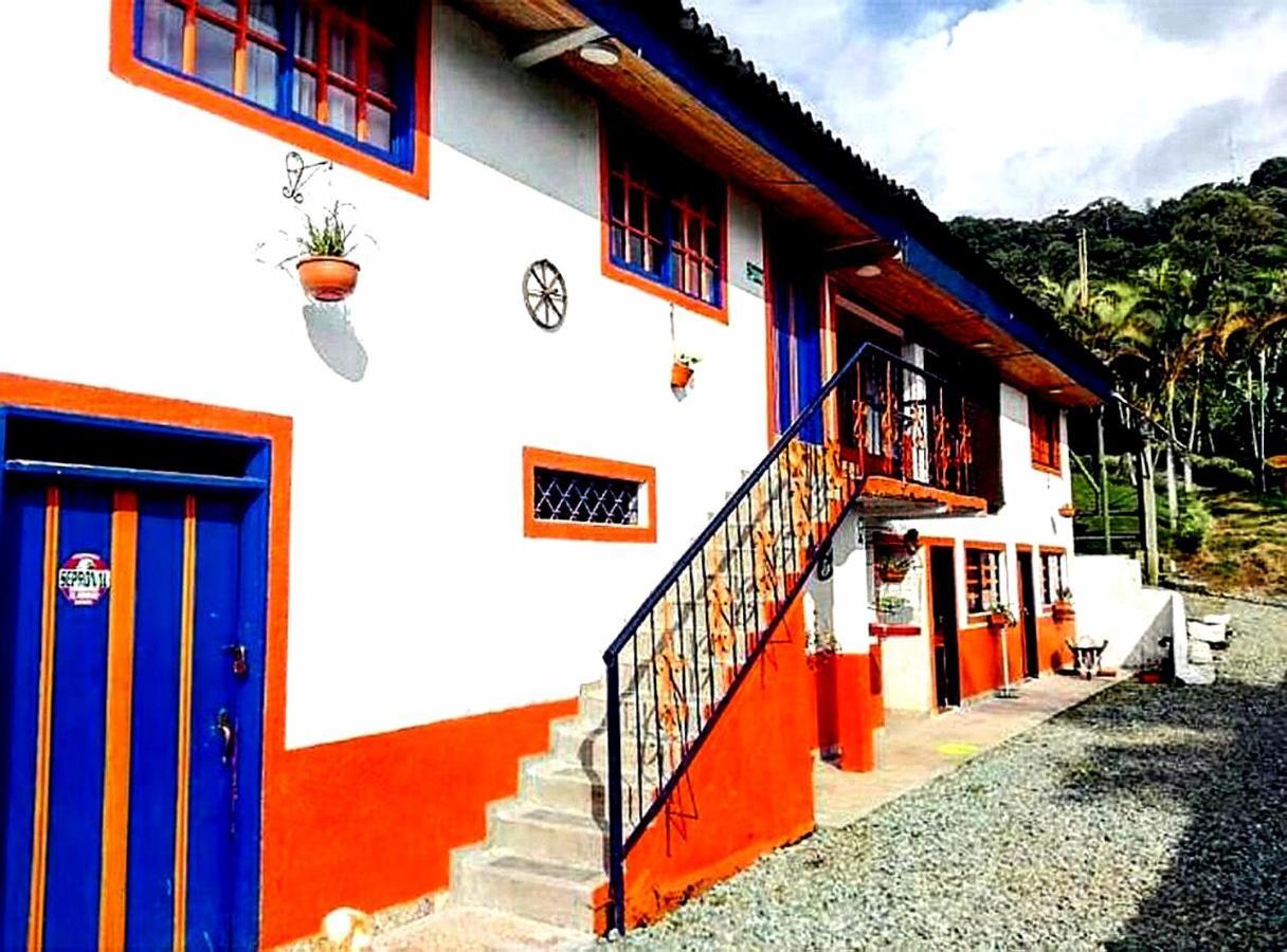 Finca turistica Santa Clara Albergue Calarcá Exterior foto
